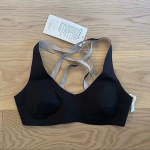 Lululemon Light Strides Sports Bra Size 8